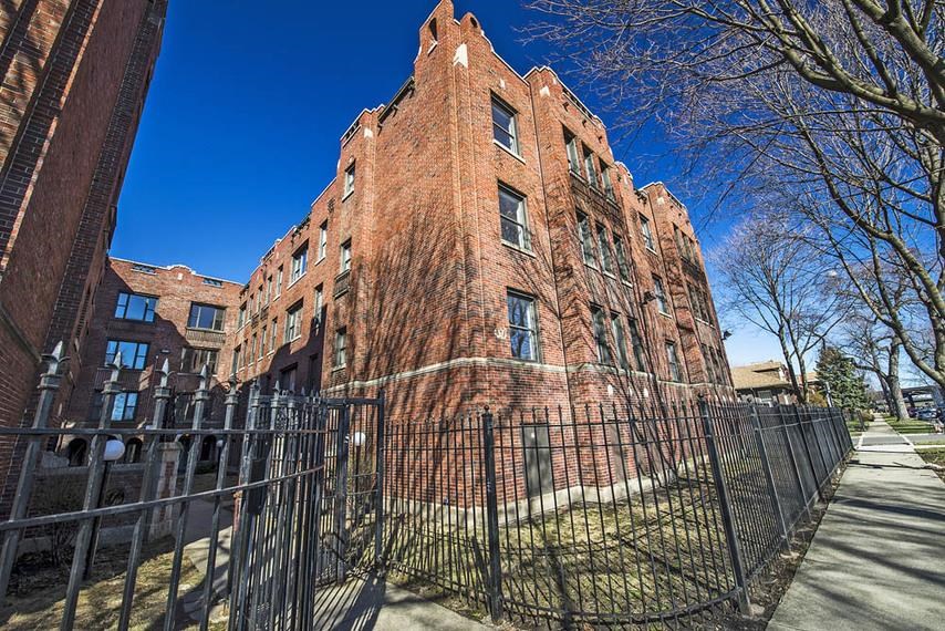 Midpointe Apartments, 4050 W 115th St, Chicago, IL RentCafe